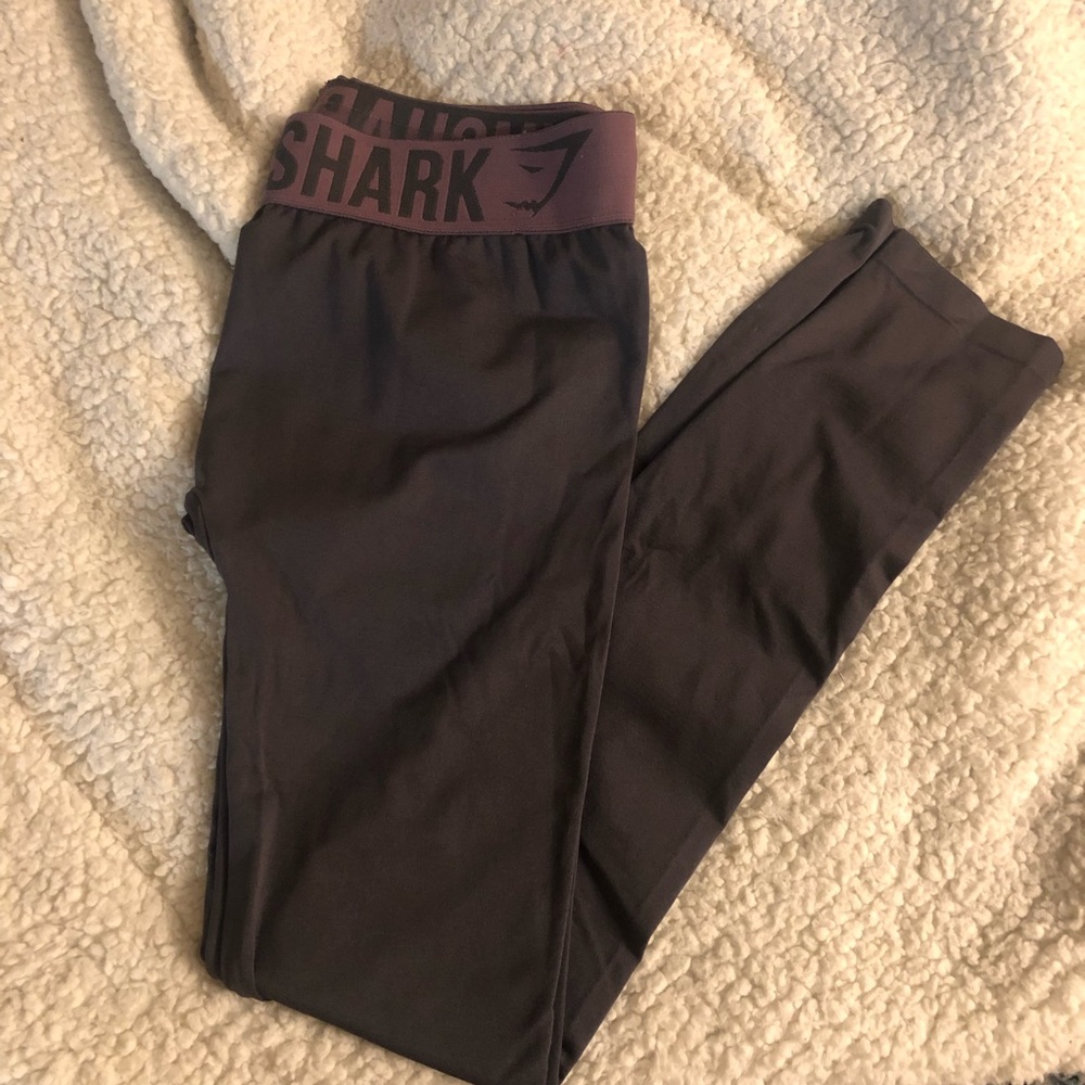XS Gymshark Fit Leggings Purple + Gray